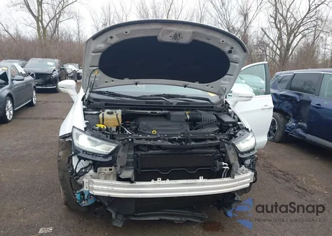 2022 Chrysler Pacifica Touring L z USA, uszkodzony, nr VIN 2C4RC1BG5NR141884